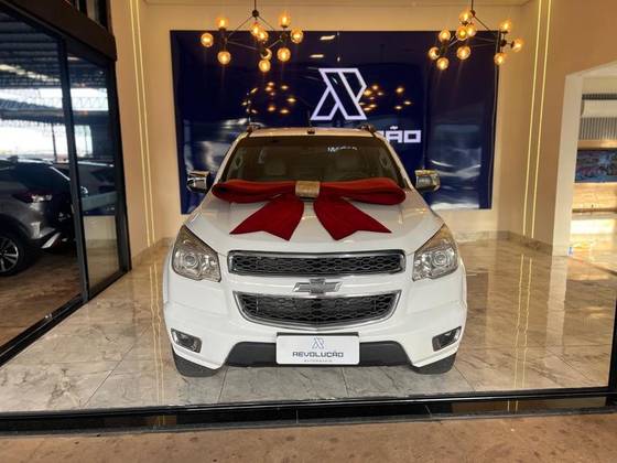 CHEVROLET S10 2.5 LTZ 4X2 CD 16V FLEX 4P MANUAL CHEVROLET S10 2.5 LTZ 4X2 CD 16V FLEX 4P MANUAL